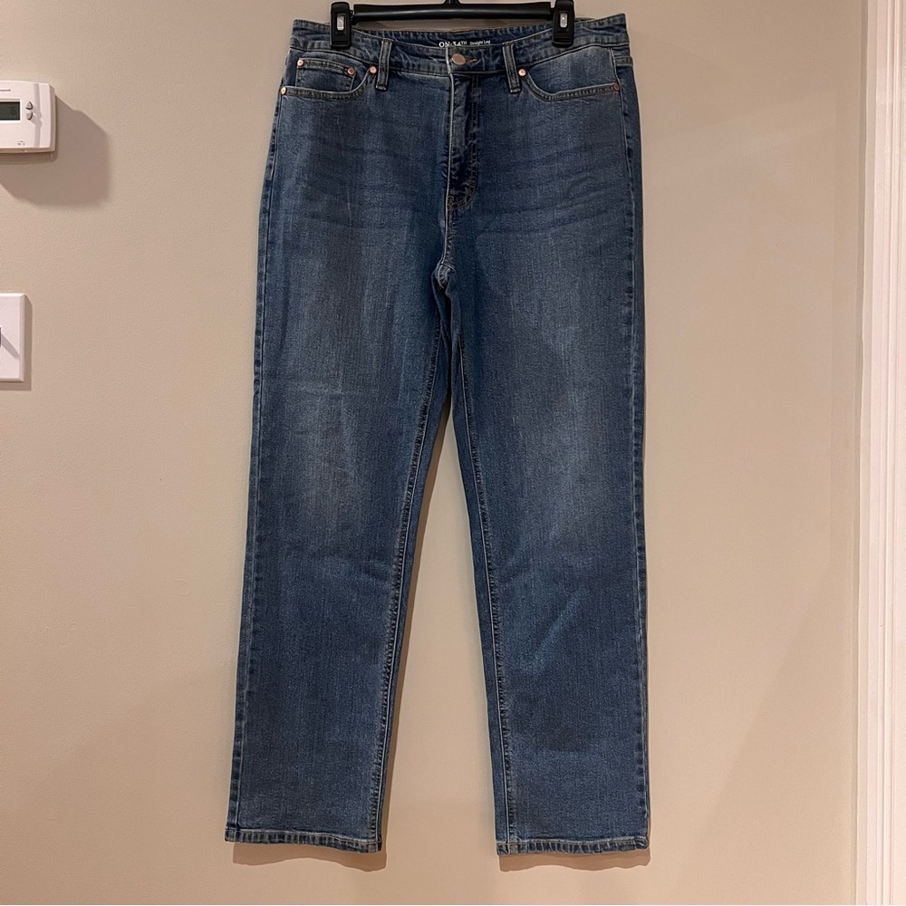 On 34th Straight Leg Jeans Size 10/30